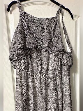 torrid Black and White Printed Ruffle Maxi Dress